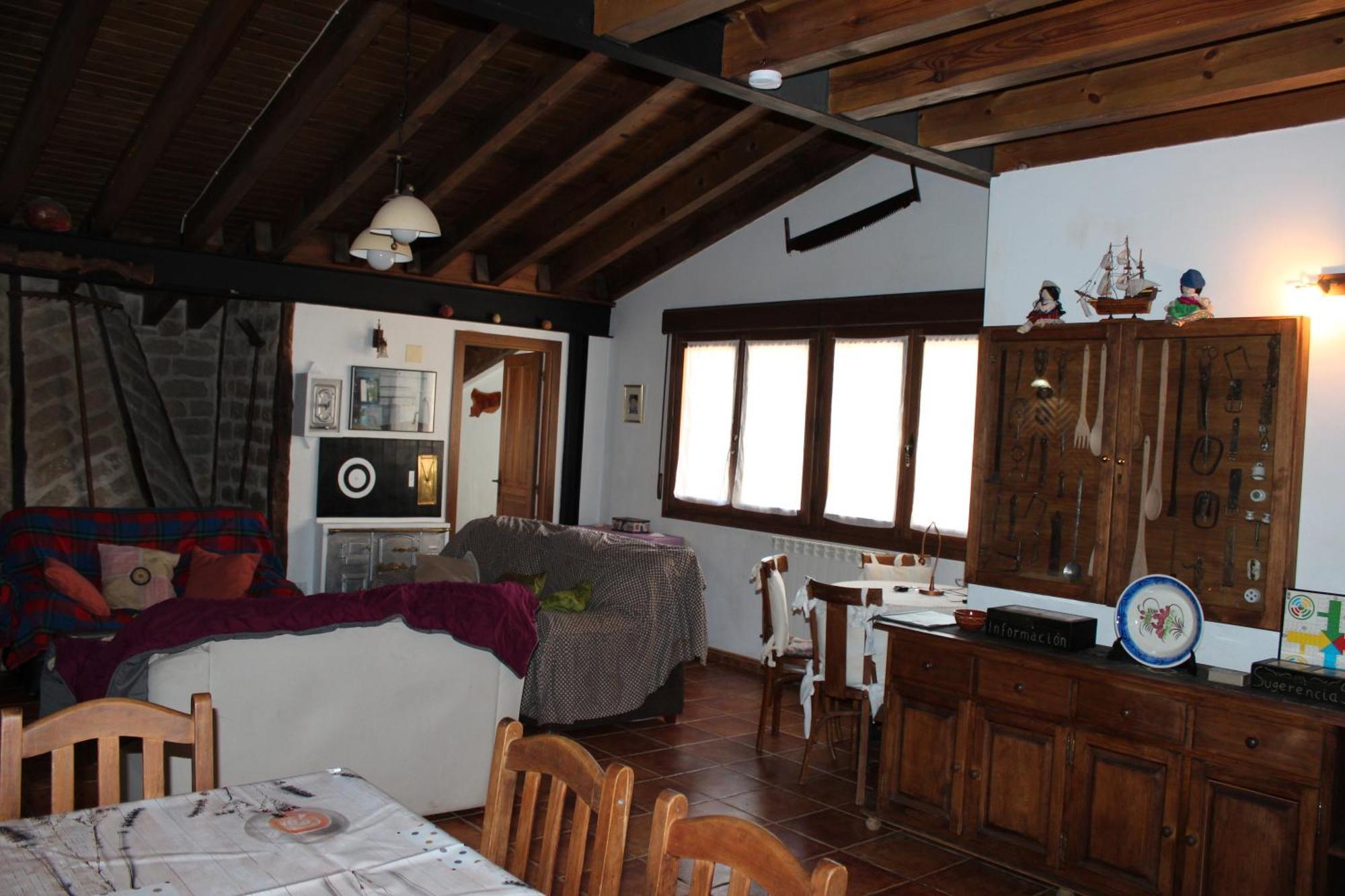 Hostal La Chimenea De Soria I Y I I Espeja de San Marcelino Exterior foto