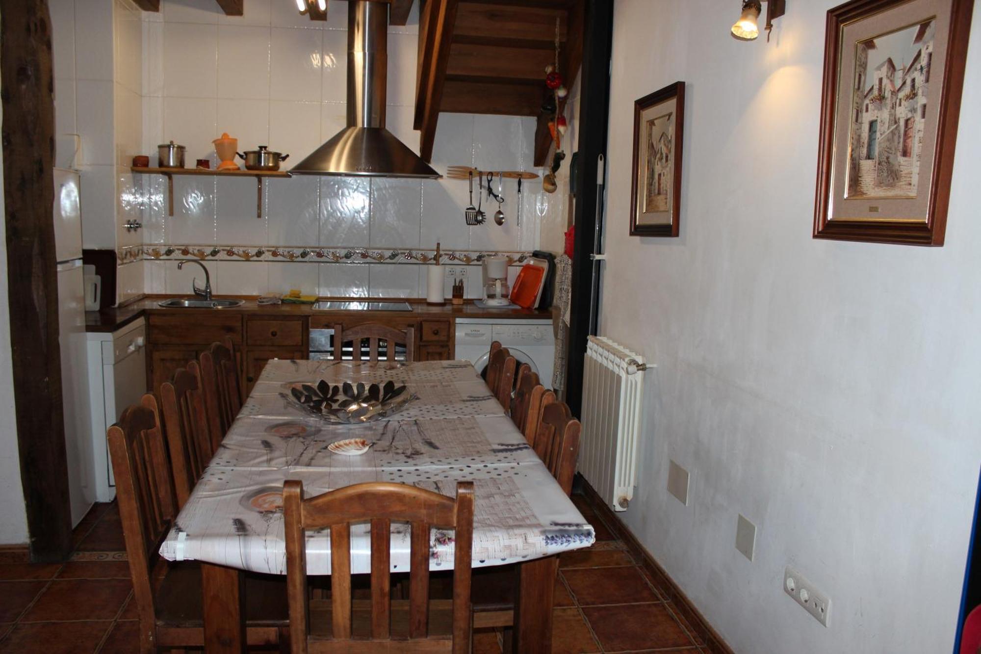 Hostal La Chimenea De Soria I Y I I Espeja de San Marcelino Exterior foto